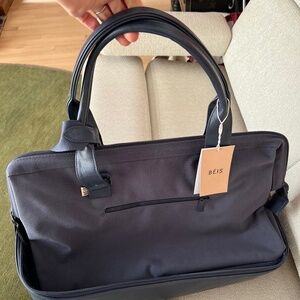 BEIS WEEKENDER BAG WITH TAGS